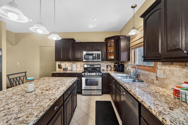 1375 110TH STREET, Pleasant Prairie, WI 53158