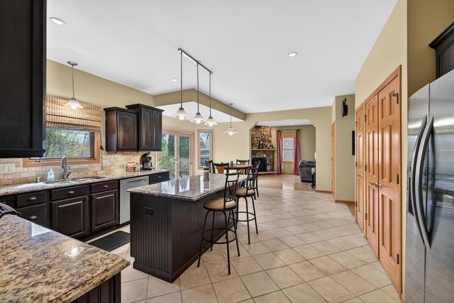 1375 110TH STREET, Pleasant Prairie, WI 53158