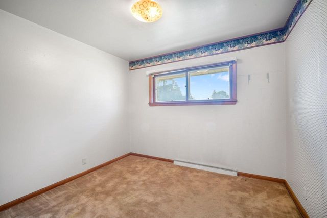 11708 W Bobolink AVENUE, Milwaukee, WI 53225