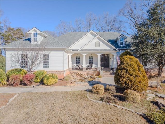410 Caldwell Lane, Hoschton, GA 30548