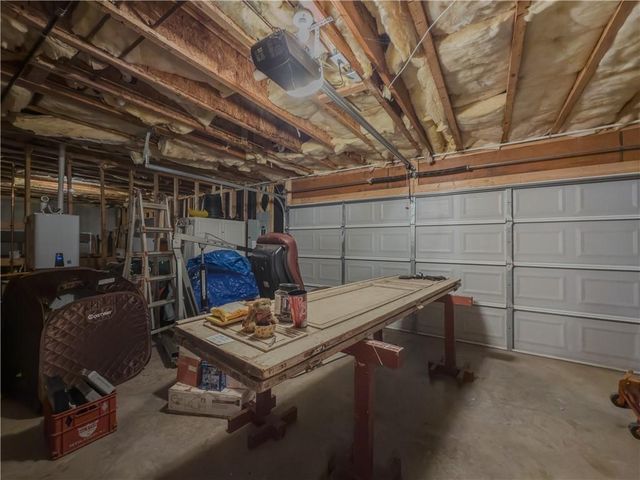 410 Caldwell Lane, Hoschton, GA 30548