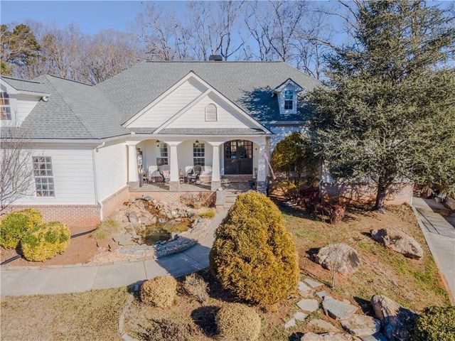 410 Caldwell Lane, Hoschton, GA 30548