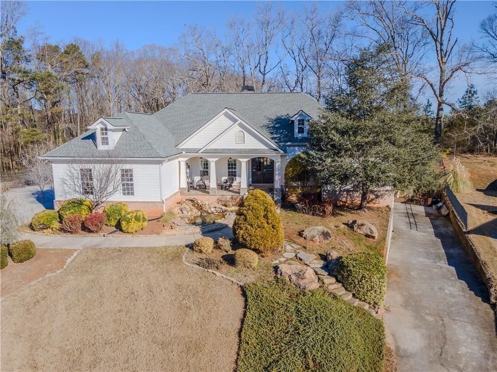 410 Caldwell Lane, Hoschton, GA 30548