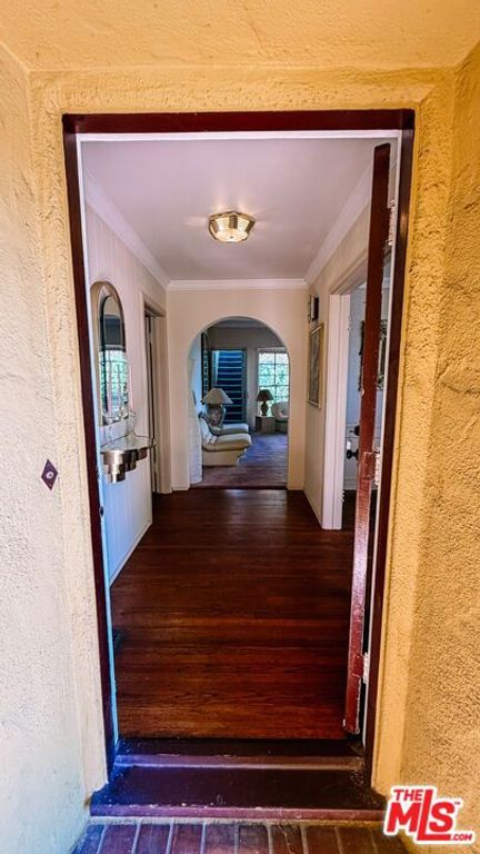 5112 Onaknoll Avenue, Los Angeles, CA 90043 — photo 5