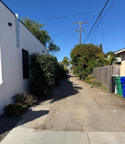 3116 Dwight St., San Diego, CA 92104