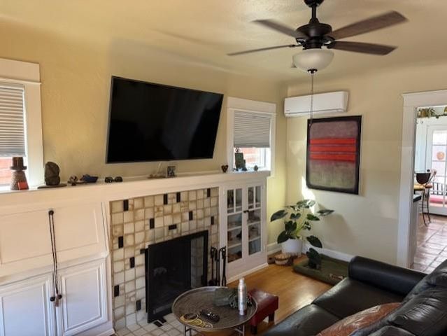 3116 Dwight St., San Diego, CA 92104