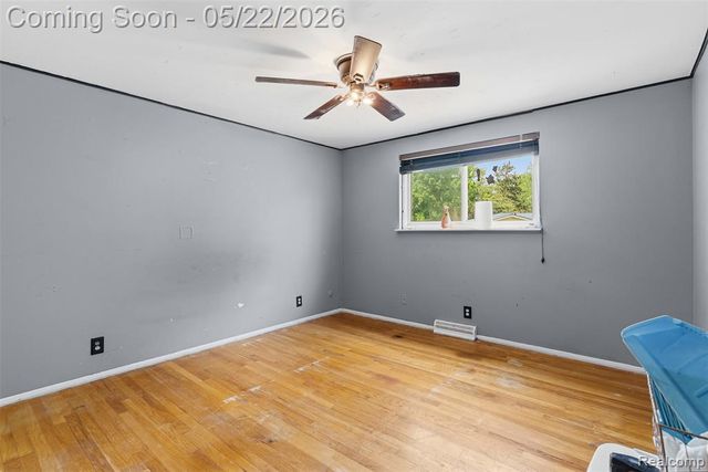 4821 Shelbyshire Drive, Utica, MI 48316