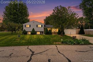 4821 Shelbyshire Drive, Utica, MI 48316