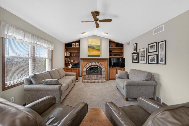 2925 Maple Run Drive, Madison, WI 53719