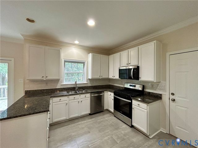 12509 Collinstone Ct, Henrico, VA 23059