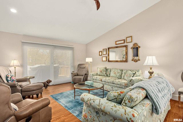 10415 N PHEASANT Lane, Peoria, IL 61615