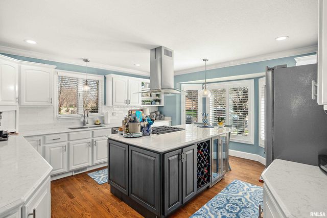 10415 N PHEASANT Lane, Peoria, IL 61615