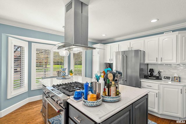 10415 N PHEASANT Lane, Peoria, IL 61615