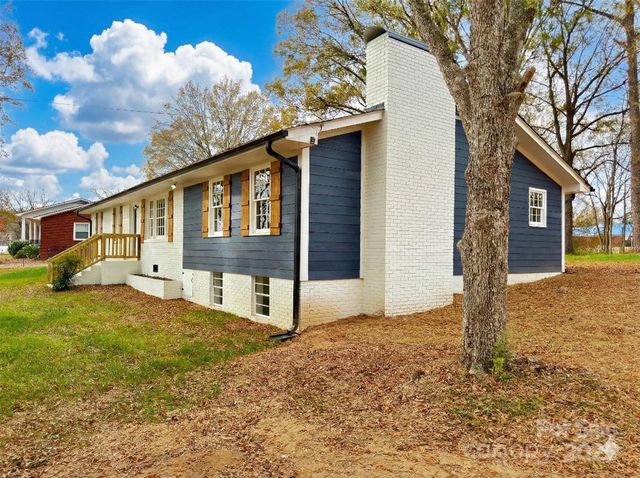 221 Pecan Drive, Oakboro, NC 28129