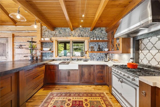 27241 Deertrail Drive, Tehachapi, CA 93561