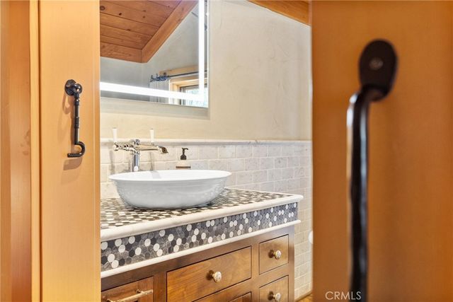 27241 Deertrail Drive, Tehachapi, CA 93561