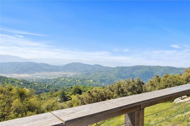 27241 Deertrail Drive, Tehachapi, CA 93561