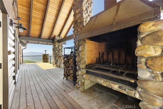 27241 Deertrail Drive, Tehachapi, CA 93561