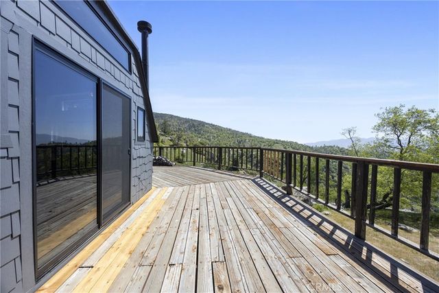27241 Deertrail Drive, Tehachapi, CA 93561