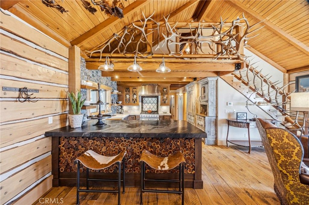 Image 14 of property listing at 27241 Deertrail Drive, Tehachapi, CA 93561