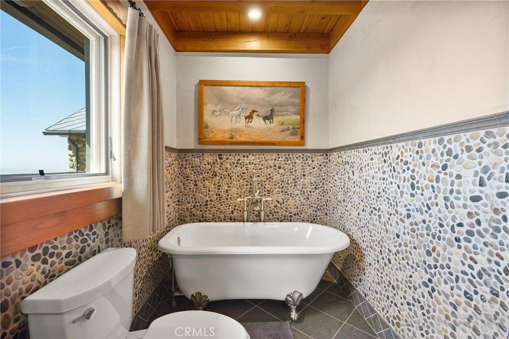 Image 34 of property listing at 27241 Deertrail Drive, Tehachapi, CA 93561