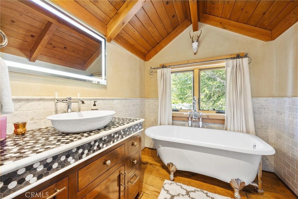 Image 42 of property listing at 27241 Deertrail Drive, Tehachapi, CA 93561