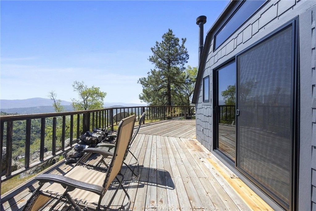 Image 64 of property listing at 27241 Deertrail Drive, Tehachapi, CA 93561