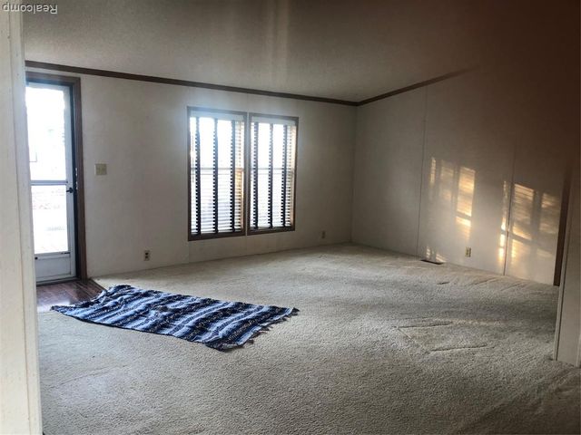 7336 Scotland Circle, Alma, MI 48801