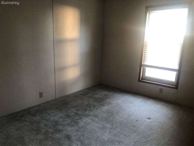 7336 Scotland Circle, Alma, MI 48801