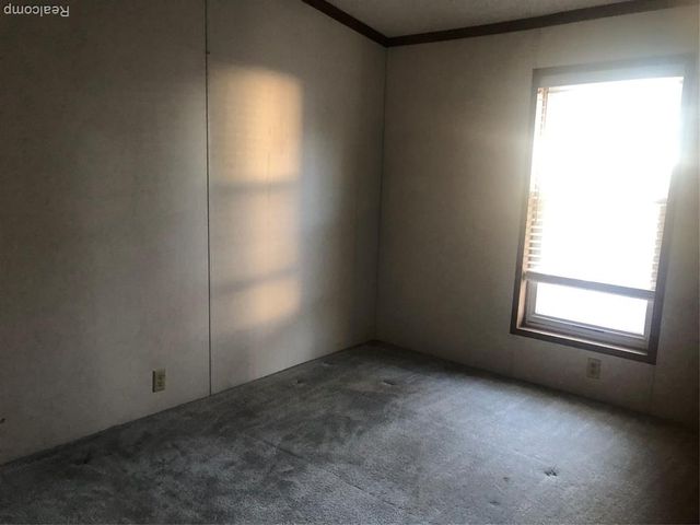 7336 Scotland Circle, Alma, MI 48801