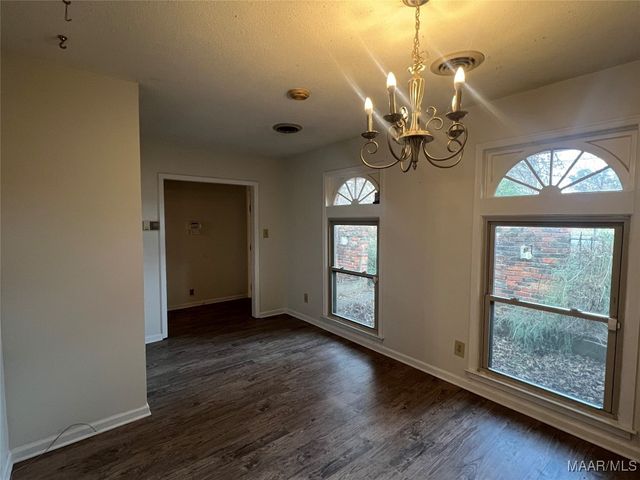 329 NORTHWESTERN Drive, Montgomery, AL 36109