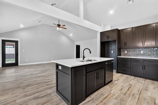 334 Weaver Way, Fletcher, OK 73541