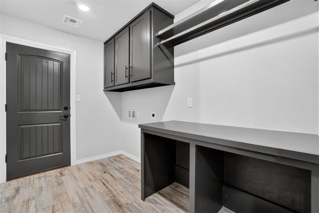 334 Weaver Way, Fletcher, OK 73541
