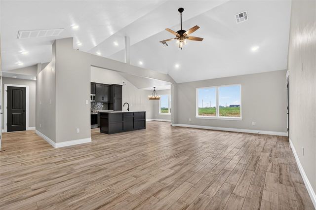 334 Weaver Way, Fletcher, OK 73541