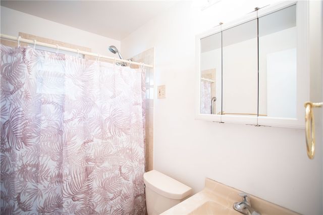 1079 Catherine Dr, Conway, PA 15027