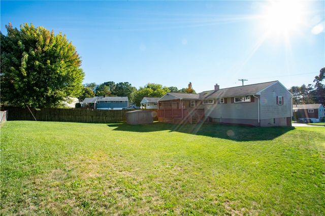 1079 Catherine Dr, Conway, PA 15027