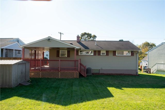 1079 Catherine Dr, Conway, PA 15027