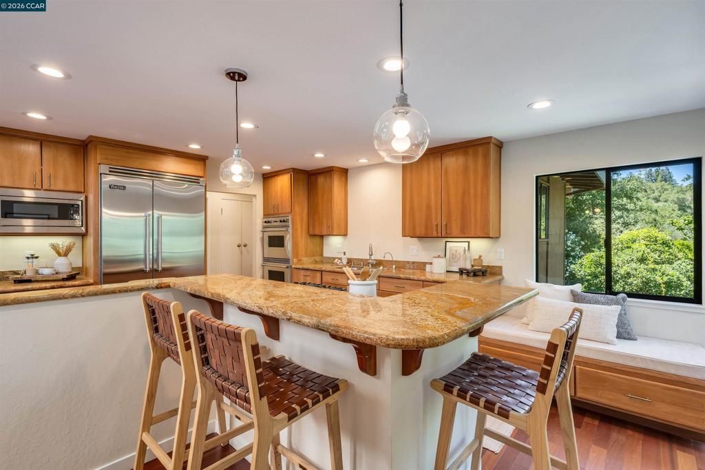 Image 9 of property listing at 1066 Via Baja, Lafayette, CA 94549