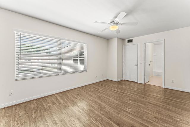 3136 Kingston Court, West Palm Beach, FL 33409