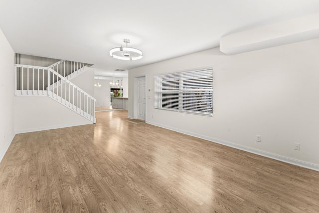 3136 Kingston Court, West Palm Beach, FL 33409