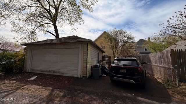 1362 Parkwood Boulevard, Schenectady, NY 12308