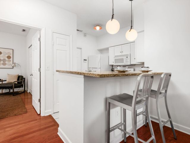 46 W Russell Street, Columbus, OH 43215