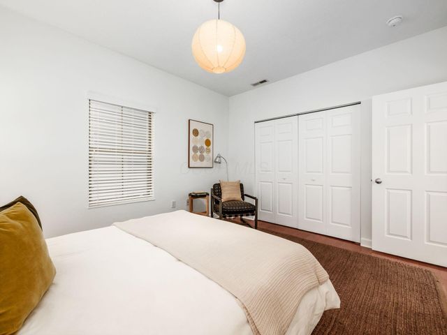 46 W Russell Street, Columbus, OH 43215