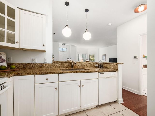 46 W Russell Street, Columbus, OH 43215