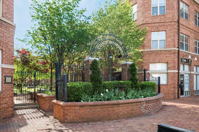 46 W Russell Street, Columbus, OH 43215