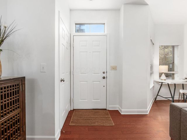 46 W Russell Street, Columbus, OH 43215