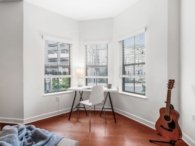 46 W Russell Street, Columbus, OH 43215