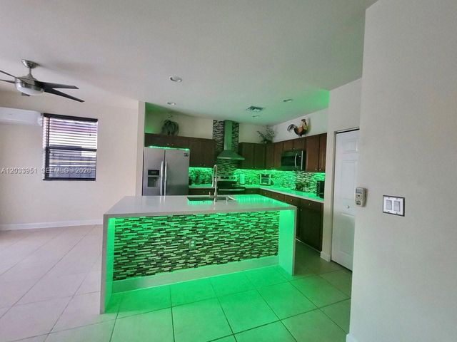 175 NE 26th Ave, Homestead, FL 33033