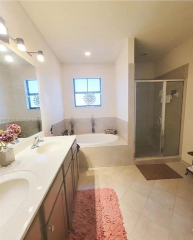175 NE 26th Ave, Homestead, FL 33033