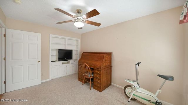 8001 Butler National Ct, Louisville, KY 40291